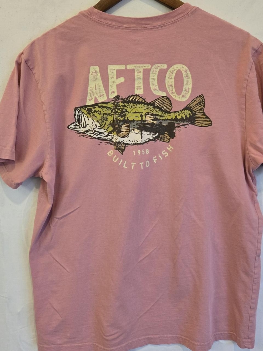 AFTCO Men's Short-Sleeve Pocket Tee in Dusty Rose